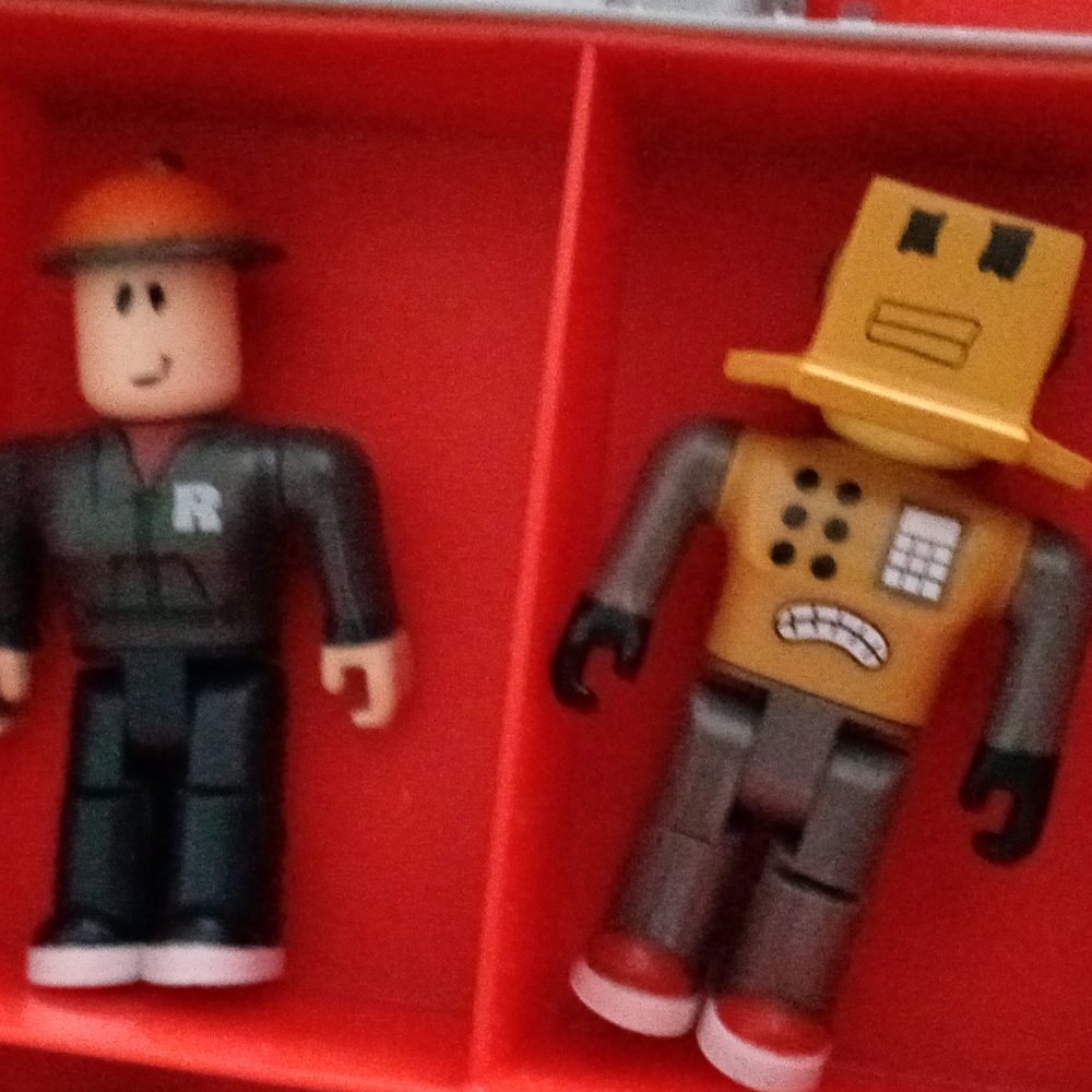 ROBLOX figures - Picture 3 of 5